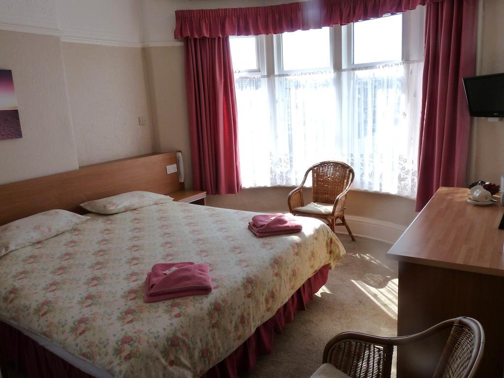 Moorings Hotel Blackpool Room photo